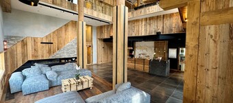Luxury 4star six-persons Penthouse apartment in authentic Megève-style chalet.