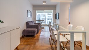 Interior - PG225 Apartment 2 Bedrooms in front of Hosp 9 de Julho and Sírio (São Paulo)