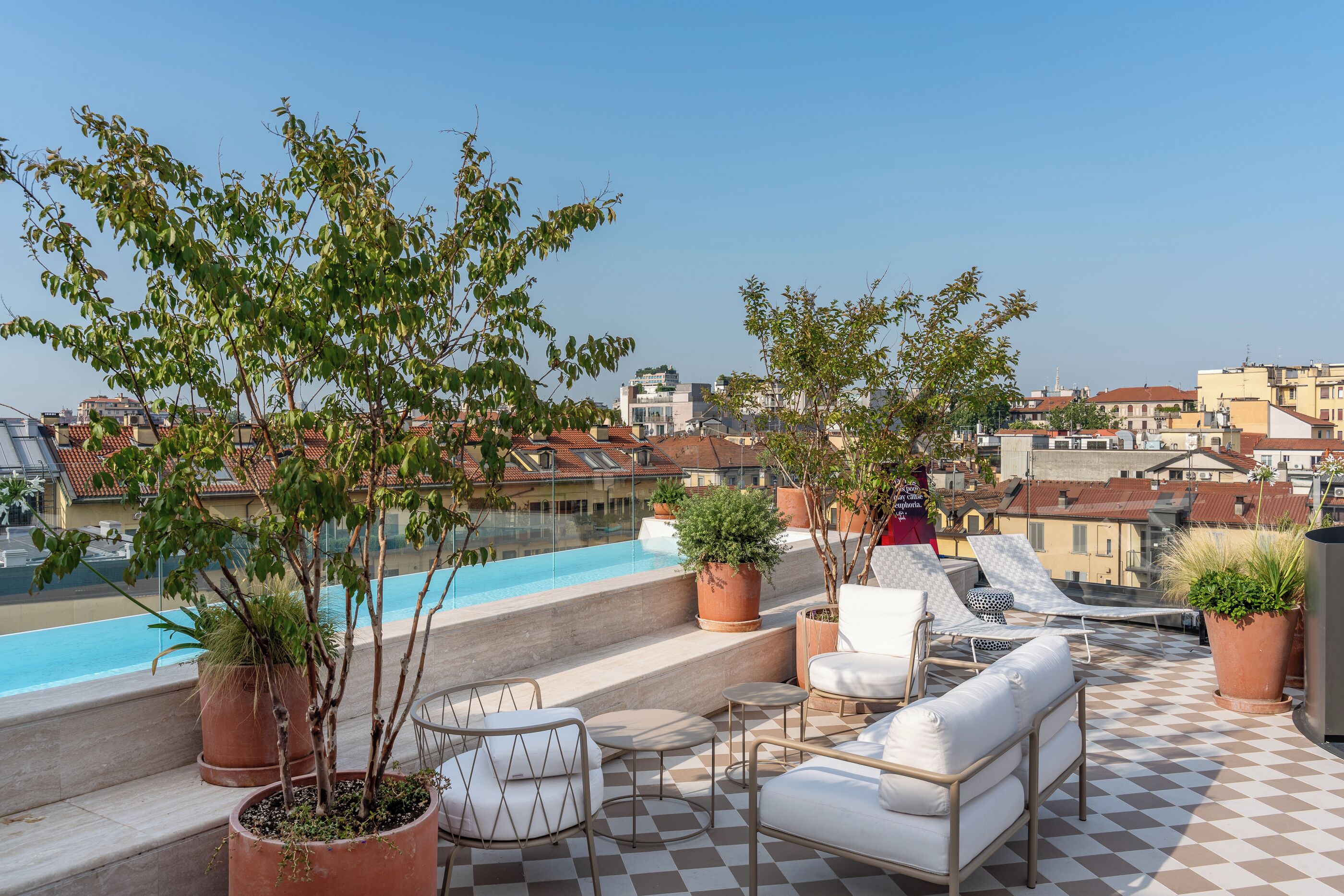 季節限定屋外プール