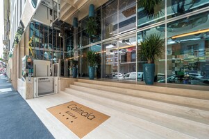 Overnatningsstedets indgangsparti