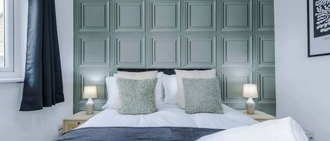 3 quartos, ferros/tábuas de passar roupa, Wi-Fi, roupa de cama