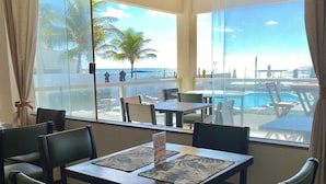Free daily buffet breakfast  - Imperial Arembepe Beach Hotel (Camaçari)