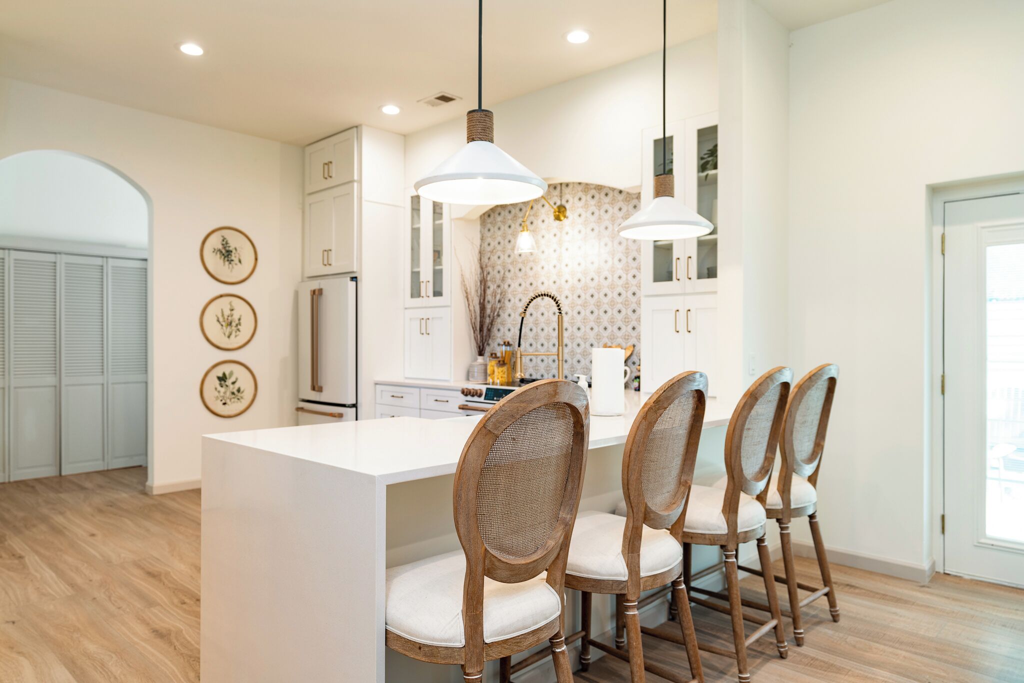 House, Multiple Beds, Hot Tub, Mountain View (The Roxy A) | Dining