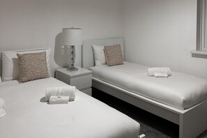 Apartament | 2 dormitoris, planxa i posts de planxar, wifi gratuïta i roba de llit