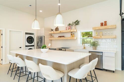 Modern Home w/ Hot Tub & Backyard Oasis!