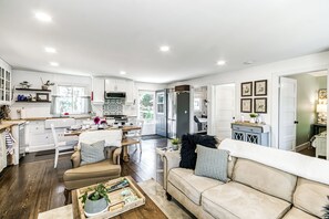 TV, bøker, musikkbibliotek og filmbibliotek