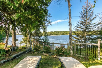 Located on beautiful Geneva Lake in Cartier, one hour from Sudbury!