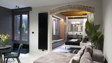 Executive Double or Twin Room, Courtyard View | Living area | 50-inch Smart TV with digital channels, Netflix, pay films