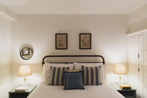 2 bedrooms, iron/ironing board, free WiFi, bed sheets - Pebble Cottage 3, Buckingham Mews (Broadstairs)