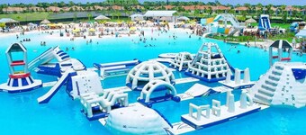 Charming 3-bedroom townhome with AC and WiFi in San Antonio