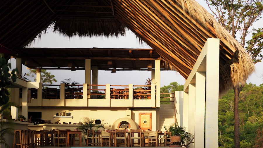 Cocolia Hotel