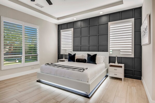 Casa, várias camas, acesso à piscina, vista para a piscina (Wanderlust: Pool/Spa) | 6 quartos, individualmente decorados, individualmente mobiliados