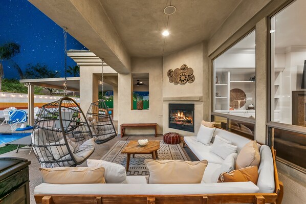 Terrace/patio - Wilder Out West: Luxury Pickleball, Mini Golf, & Game Room! (Indio)