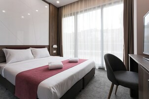 Minibar, schallisolierte Zimmer, Bügeleisen/Bügelbrett, kostenloses WLAN