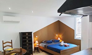 1 bedroom, WiFi, bed sheets