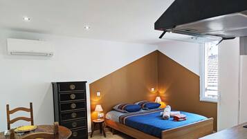 1 bedroom, WiFi, bed sheets