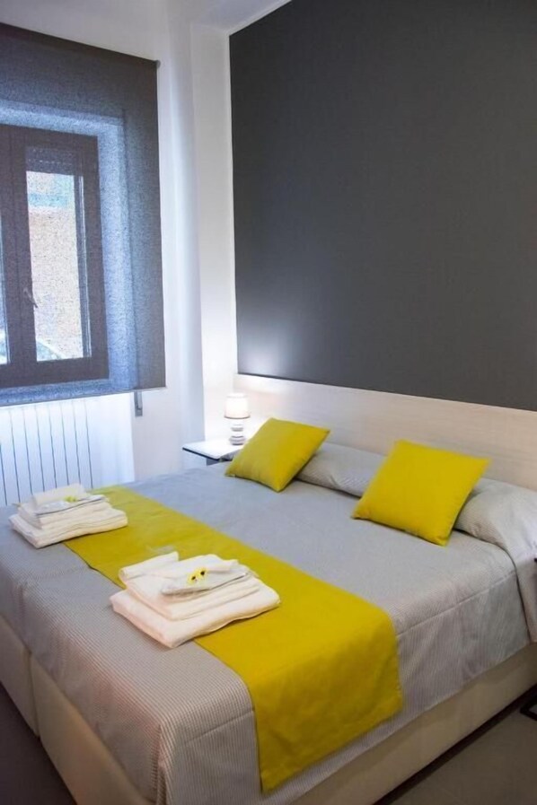 Classic Room | Soundproofing, free WiFi - Porta Piccola Residence-Affittacamere (Castellaneta)