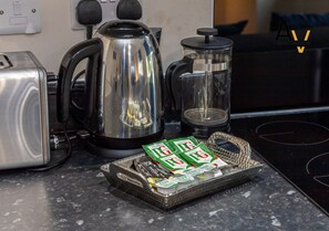 Kaffee und/oder Kaffeemaschine