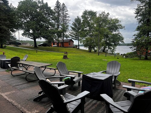 Birch Point Resort Black Cherry Suite #9