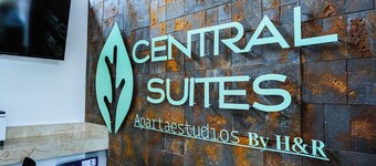 Central Suites by H&R