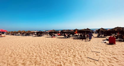 Villa Balnéaire en bord de mer à 200 mÚtres de la plage/à 10 min de Taghazout