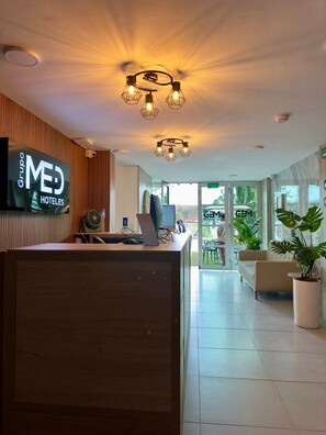 Reception - HOTEL MED LLANOGRANDE (Rionegro)