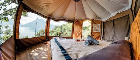 4 bedrooms, premium bedding, individually decorated