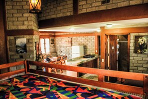 豪華小屋, 庭院, 山景 | 1 間臥室、免費無線上網