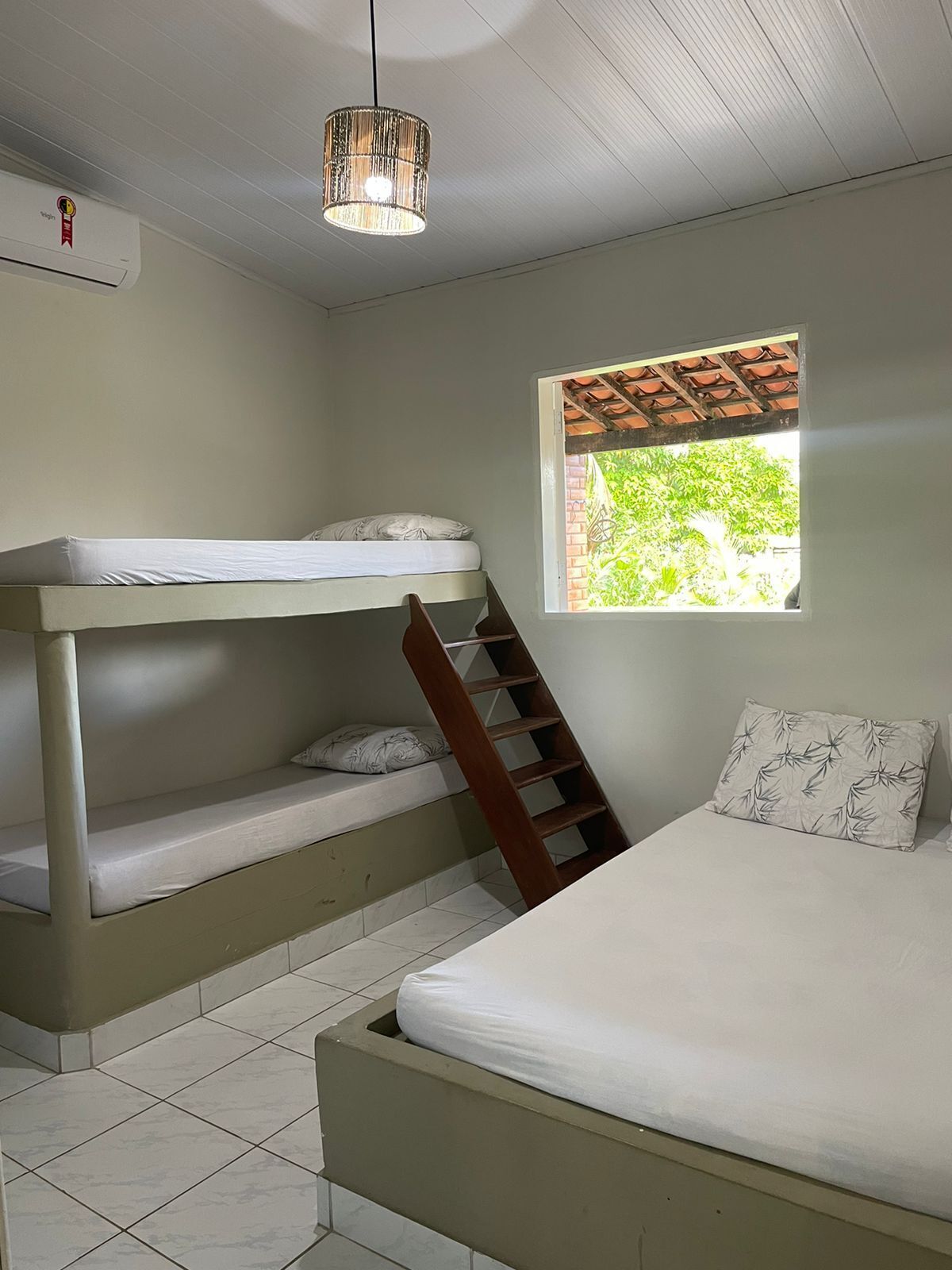 Casa família | 6 quartos, Wi-Fi de cortesia