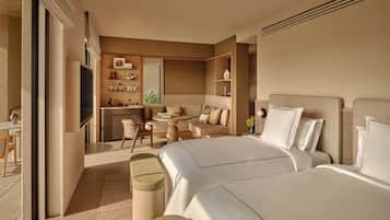 Hypo-allergenic bedding, minibar, in-room safe, free cribs/infant beds