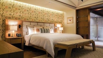 Ropa de cama de alta calidad y minibar