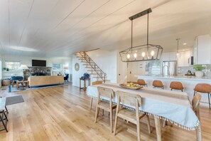 House (4 Bedrooms) | Interior - West Shore Lake House by Avantstay Ski Cabin w/ Backyard Sledding Hill! (Homewood)