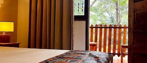 Standaard eenpersoonskamer, 1 slaapkamer, uitzicht op bergen | Een bureau