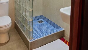 Ảnh chưa phân loại, 2 trong số 8 ảnh, nút
