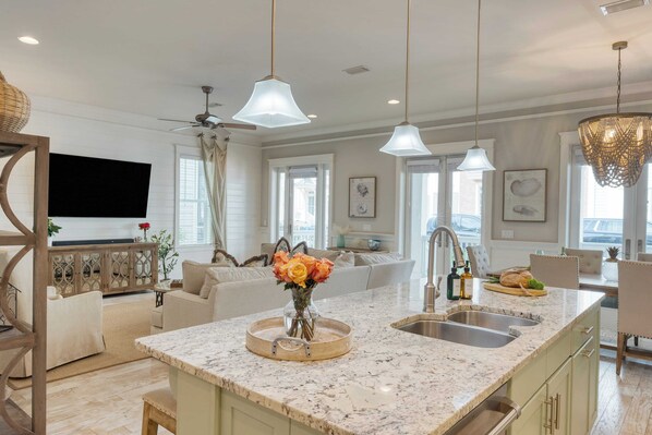 House (4 Bedrooms) | Interior - Shine on the Shore by Avantstay Pool + Golf Cart (Santa Rosa Beach)