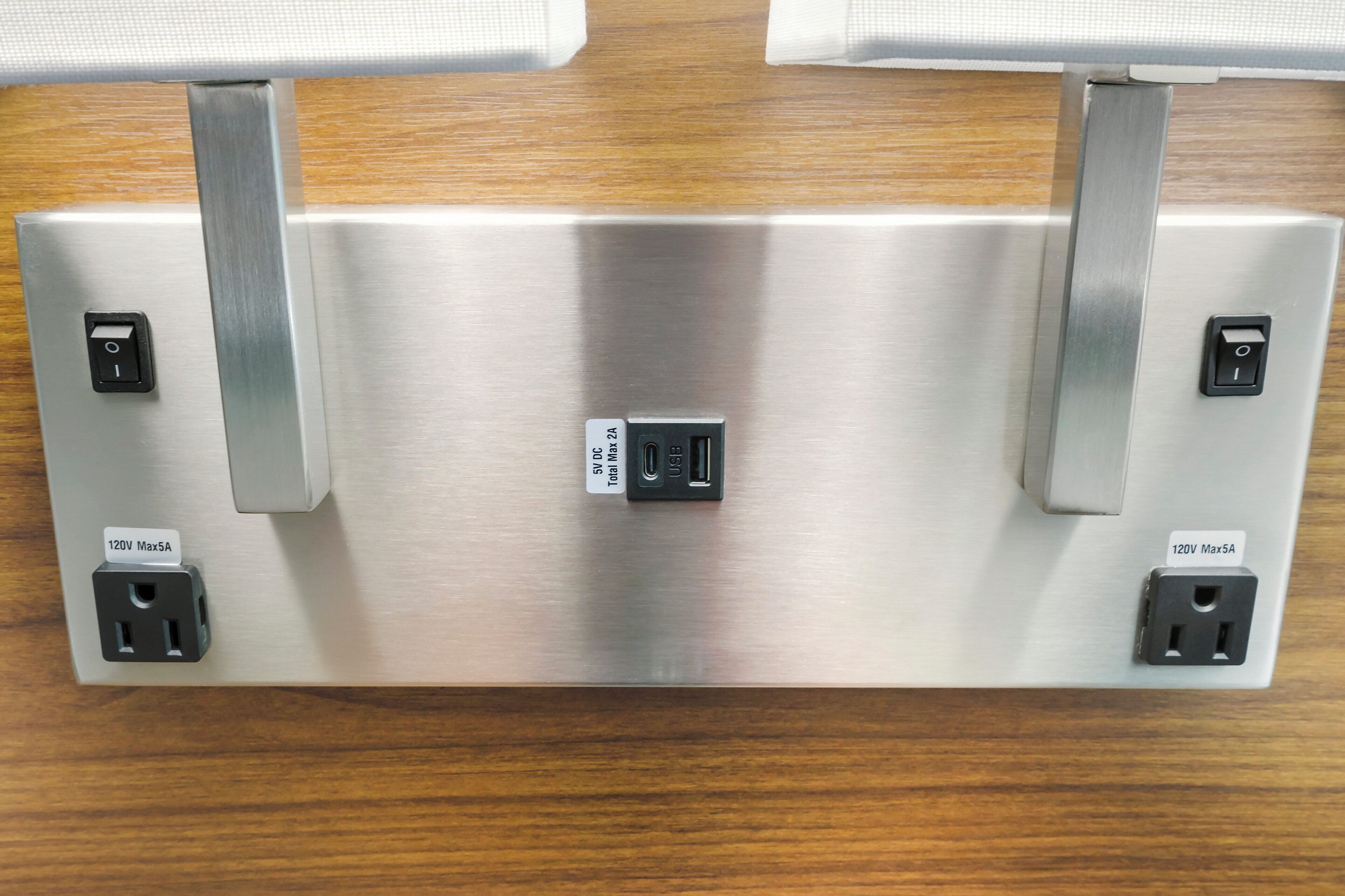 Photo - HomeTowne Studios by Red Roof Tampa - Airport