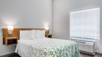 遮光布/窗簾、熨斗/熨衣板、免費無線上網、床單