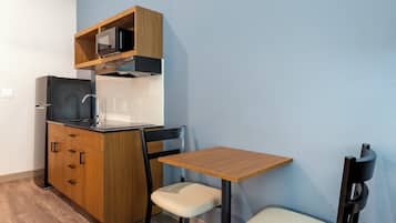 Blackout drapes, iron/ironing board, free WiFi, bed sheets
