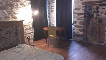 3 chambres, Wi-Fi, draps fournis