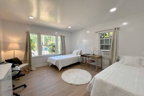 2 bedrooms, free WiFi