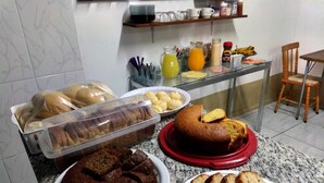 Free daily buffet breakfast - Hotel Alvorada (Alegrete)