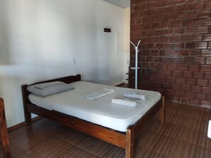 Single Room, Courtyard View | Free WiFi, bed sheets