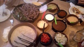 Restaurant - TESTINTERNAL PROPERTY TR123 (Izmir)