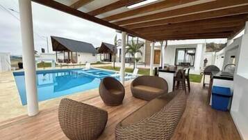 Una piscina techada