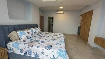 1 habitación, wifi y ropa de cama