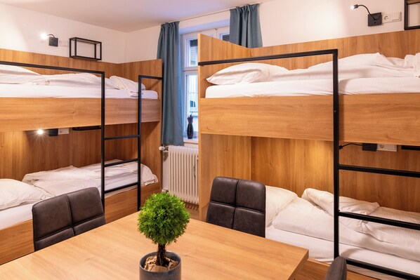 Free WiFi, bed sheets