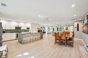 Fridge, microwave, oven, stovetop - Awesome Home & Location! Pool~Yard~Walk to Beach~5Bed~4Bath~Sleeps 12~Game Room (Isle of Palms)