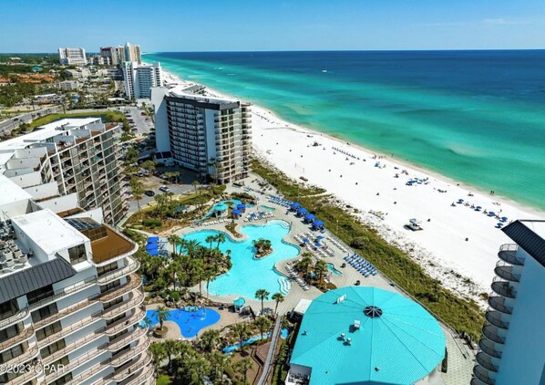 Beach nearby - You've found bliss: Beach Villa Bliss golf villa 1405 at Edgewater: ground floor (Panama City Beach)