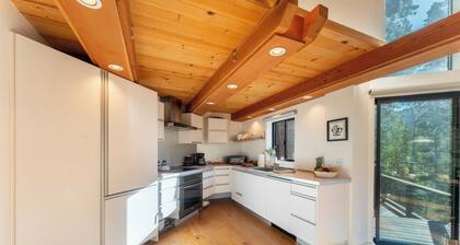 Trapper by Avantstay A+ Interior Design w/ Sauna