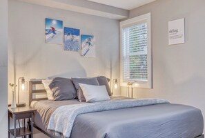 Leilighet – deluxe, 1 queensize-seng med sovesofa | Sengetøy av topp kvalitet og reiseseng for barn